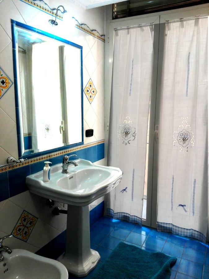 نابولي B&B Teresella المظهر الخارجي الصورة