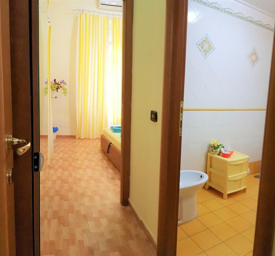 نابولي B&B Teresella المظهر الخارجي الصورة